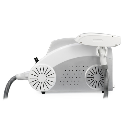 آلة إزالة الوشم الليزر الكربونية القابلة للحمل Q Switched Nd Yag Laser Carbon Peeling Skin Whting Beauty Machine