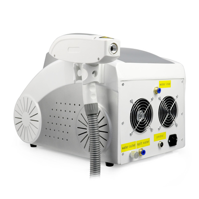 آلة إزالة الوشم الليزر الكربونية القابلة للحمل Q Switched Nd Yag Laser Carbon Peeling Skin Whting Beauty Machine