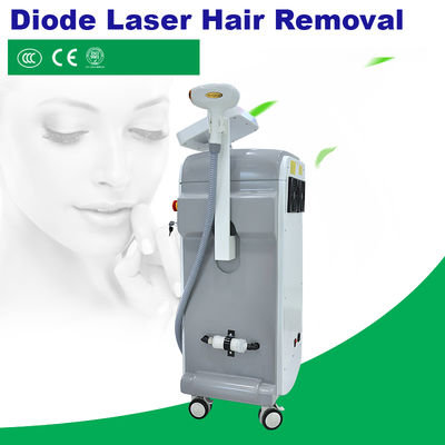 آلة إزالة الشعر بالليزر 808nm Diode مع 125*68*55cm الأبعاد و 200 مجموعة / أسبوع الإنتاج لجميع أنواع البشرة