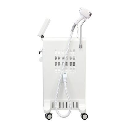 إزالة الشعر بالليزر بدون ألم 808nm مقبض مزدوج لليزر البيكوسكوند المحمول 3 موجات ثلاث طول موجات آلة ليزر الديود